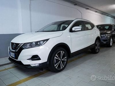 Usata Nissan Qashqai Acenta Premium 140 CV (102 kW) 2021 Bianco SUV