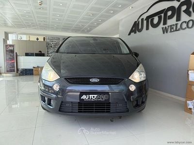 Usata Ford S-MAX Titanium 145 CV (106 kW) 2008 Grigio Monovolume