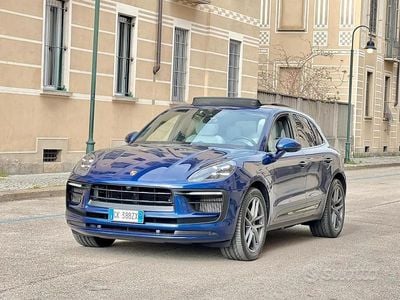 Usata Porsche Macan 381 CV (280 kW) 2022 Blu genziana metallizzato SUV