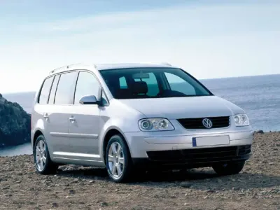 Usata VW Touran Highline 136 CV (100 kW) 2004 Argento Monovolume