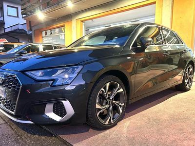 Usata Audi A3 S-Line 116 CV (85 kW) 2021 Giallo Berlina