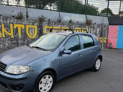Usata Fiat Punto 75 CV (55 kW) 2005 Blu Utilitaria