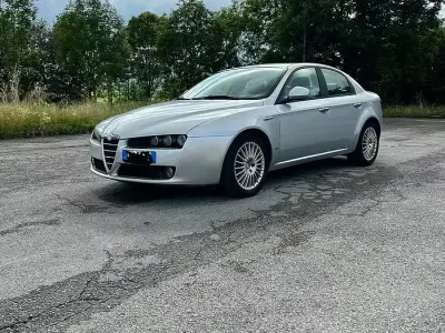Käytetty Alfa Romeo 159