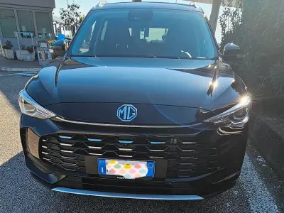 Usata MG 1500 Luxury 115 CV (84 kW) 2025 Nero Station wagon