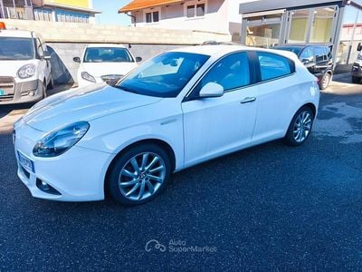 Usata Alfa Romeo Giulietta Distinctive 120 CV (88 kW) 2016 Bianco Berlina