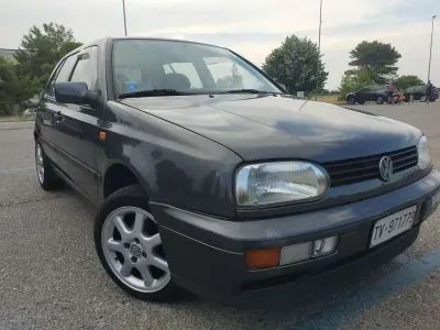 Usata VW Golf III 90 CV (66 kW) 1993 Berlina