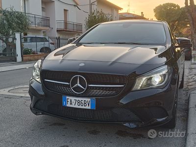 usata Mercedes CLA220 Shooting Brake sport gangio full