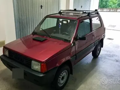 Usata Fiat Panda 4x4 Club 50 CV (36 kW) 1993 Rosso Utilitaria