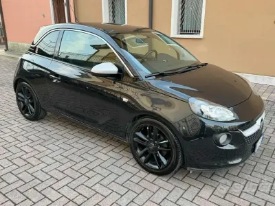 Usata Opel Adam 87 CV (63 kW) 2014 Nero Utilitaria
