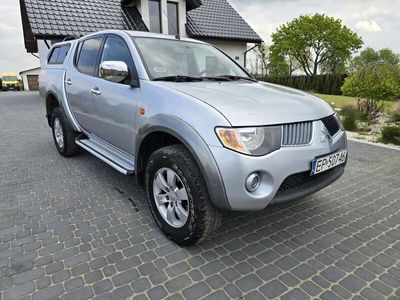 usata Mitsubishi L200 d.cab 2.5 di-d Invite