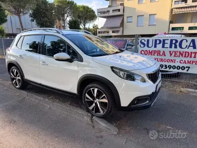 Usata Peugeot 2008 GT-line 99 CV (72 kW) 2016 Bianco SUV