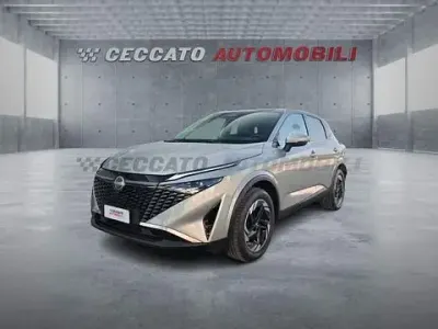 Usata Nissan Qashqai N-Connecta 140 CV (102 kW) 2025 Grigio SUV