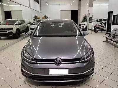 Usata VW Golf VII Executive 116 CV (85 kW) 2019 Grigio Berlina