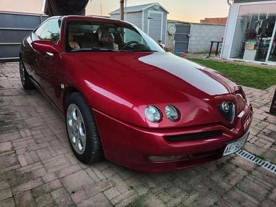 Second-hand Alfa Romeo GTV Lusso 150 CP (110 kW) 1995 Roșu Coupe