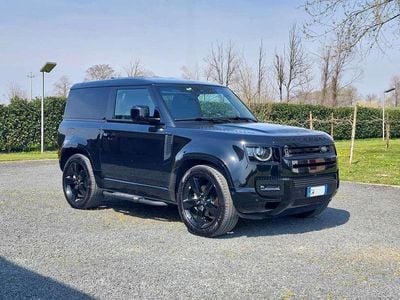 Usata Land Rover Defender SE Dynamic 200 CV (147 kW) 2025 Nero SUV