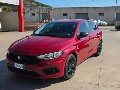 Usata Fiat Tipo Sport 95 CV (69 kW) 2019 Rosso Berlina