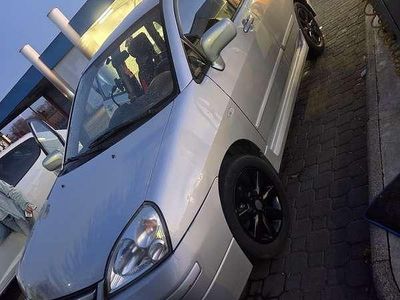 Usata Suzuki Liana 103 CV (75 kW) 2005 Station wagon