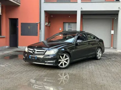 Usata Mercedes C250 204 CV (150 kW) 2011 Nero Coupé