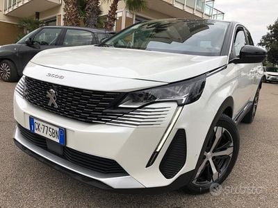 Usata Peugeot 3008 Allure 131 CV (96 kW) 2022 Bianco SUV