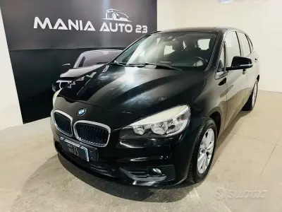 Usata BMW 218 Efficient Dynamics 143 CV (105 kW) 2015 Nero Station wagon