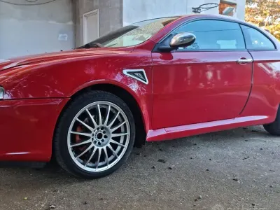 Usata Alfa Romeo GT 150 CV (110 kW) 2004 Rosso Coupé