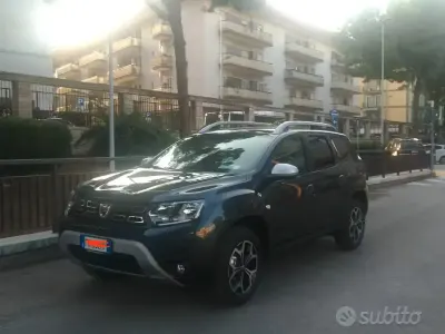 Usata Dacia Duster 114 CV (83 kW) 2019 Grigio SUV