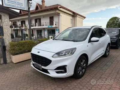 Usata Ford Kuga ST-Line 120 CV (88 kW) 2021 Bianco SUV