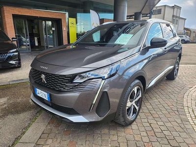 Usata Peugeot 5008 Allure 131 CV (96 kW) 2024 Grigio SUV