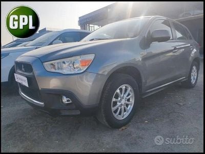 Usata Mitsubishi ASX Invite 117 CV (86 kW) 2011 Argento SUV