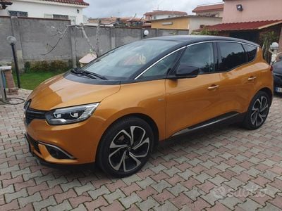 Usata Renault Scénic IV Bose Edition 110 CV (80 kW) 2017 Giallo Monovolume
