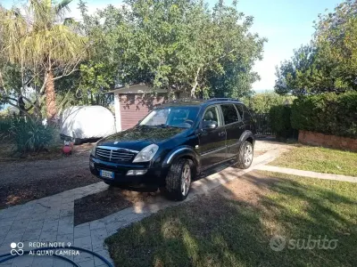 Usata SsangYong Rexton 165 CV (121 kW) 2005 Nero SUV