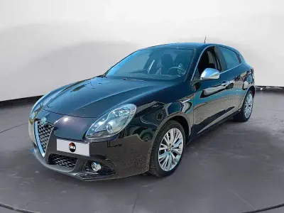 Usata Alfa Romeo Giulietta Super 120 CV (88 kW) 2017 Nero Utilitaria