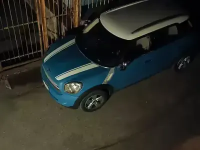 Usata Mini Cooper 111 CV (81 kW) 2018 Blu Utilitaria