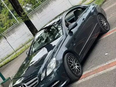 Usata Mercedes E250 2009 Grigio Coupé