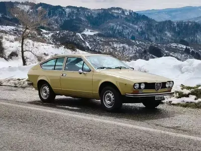 Usata Alfa Romeo Alfetta GT/GTV 1970 Giallo Coupé