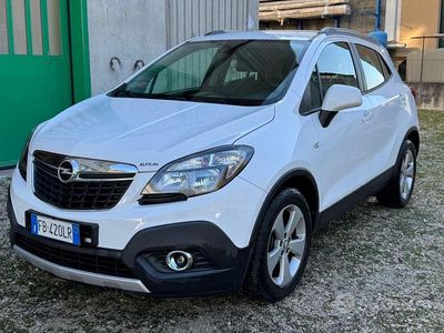 Usata Opel Mokka Cosmo 140 CV (102 kW) 2015 Bianco SUV