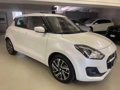 Usata Suzuki Swift 83 CV (61 kW) 2022 Bianco artico Utilitaria