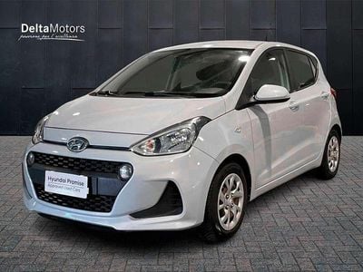 Usata Hyundai i10 Advanced Plus 65 CV (47 kW) 2020 Celeste Utilitaria