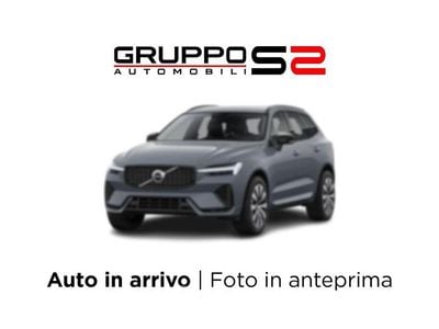 Usata Volvo XC60 Momentum 197 CV (144 kW) 2021 Gray SUV