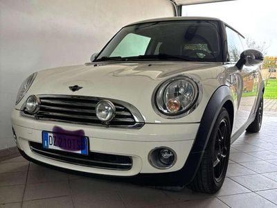 Usata Mini ONE 75 CV (55 kW) 2010 Utilitaria
