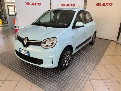 Usata Renault Twingo SE 65 CV (47 kW) 2020 Bluazzurro Utilitaria