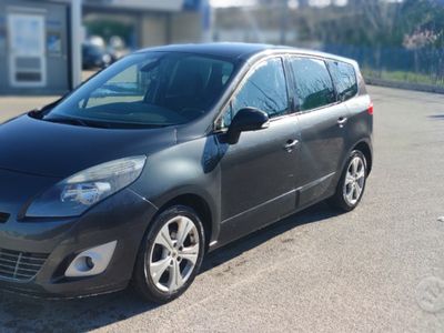 usata Renault Grand Scénic III dCi 8V 110 CV Energy Business