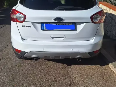 Usado Ford Kuga 163 CV (119 kW) 2012 Blanco SUV