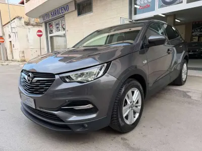 Usata Opel Grandland X Business Edition 131 CV (96 kW) 2021 Gris platinum met. SUV