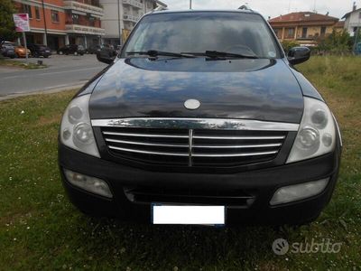 Usata Ssangyong (KGM) Rexton 180 CV (132 kW) 2005 Nero SUV