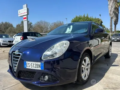 Usata Alfa Romeo Giulietta Distinctive 105 CV (77 kW) 2013 Blu Utilitaria