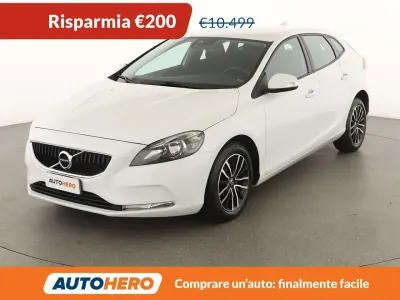 Usata Volvo V40 120 CV (88 kW) 2018 Bianco Berlina