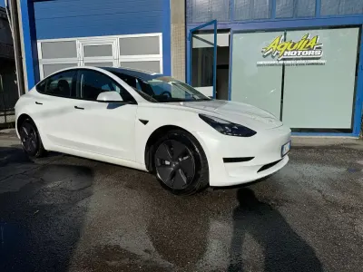 Usata Tesla Model 3 Standard Range 88 kW (120 CV) 2023 Other Berlina