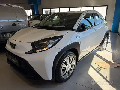 Usata Toyota Aygo X Active 72 CV (52 kW) 2023 Bianco SUV
