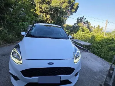 Usata Ford Fiesta ST-Line 86 CV (63 kW) 2019 Bianco Utilitaria